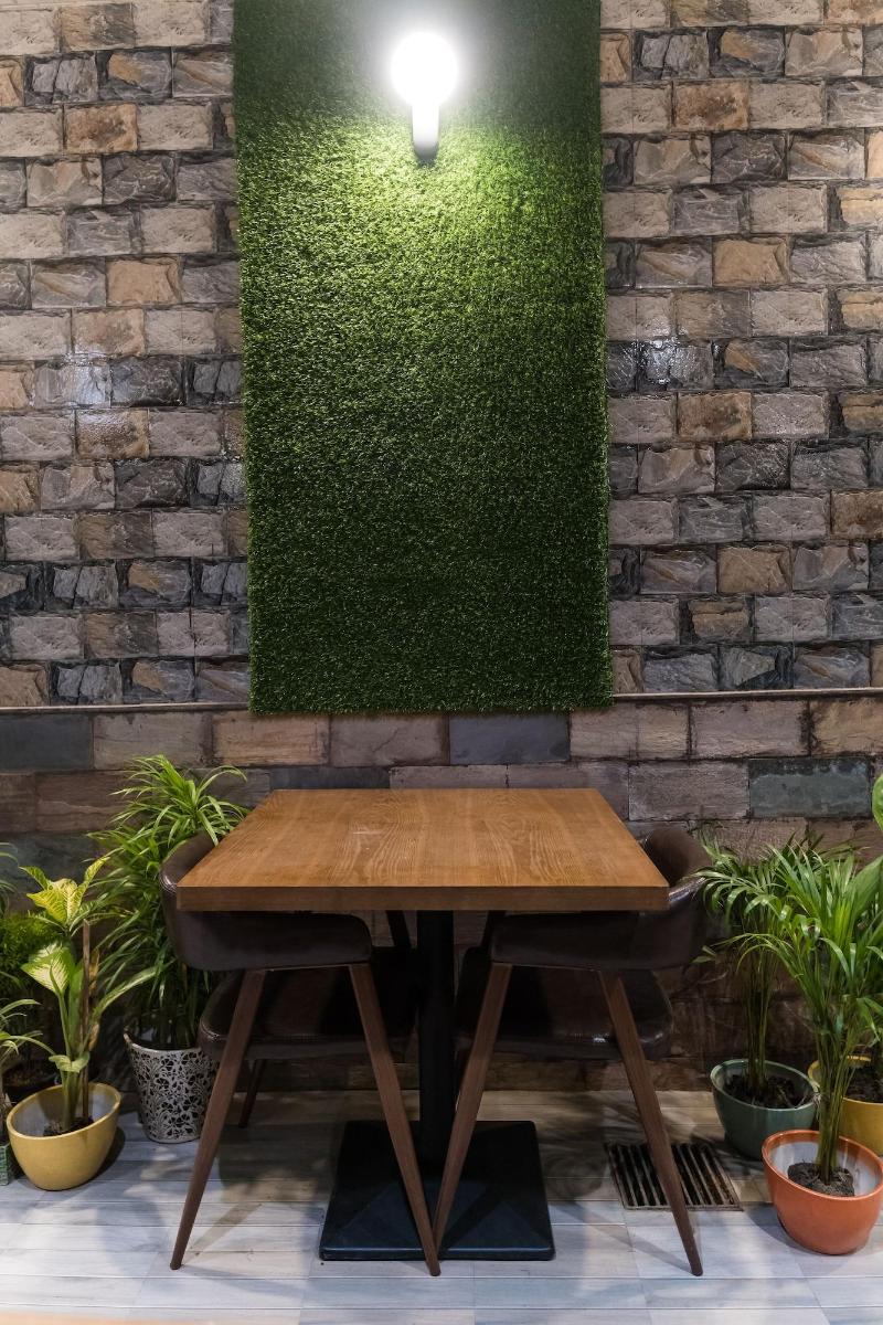 Avenue Hotel Ballygunge — restaurant