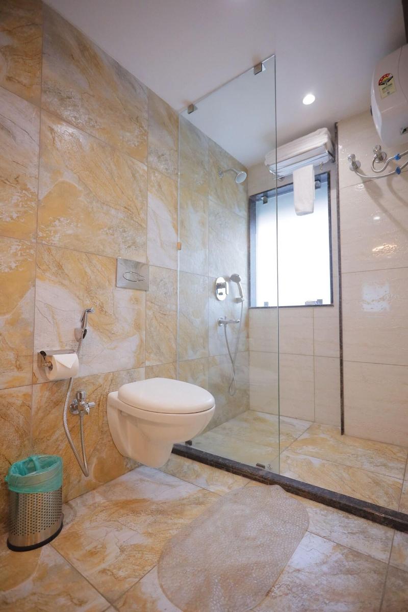 Avenue Hotel Ballygunge image