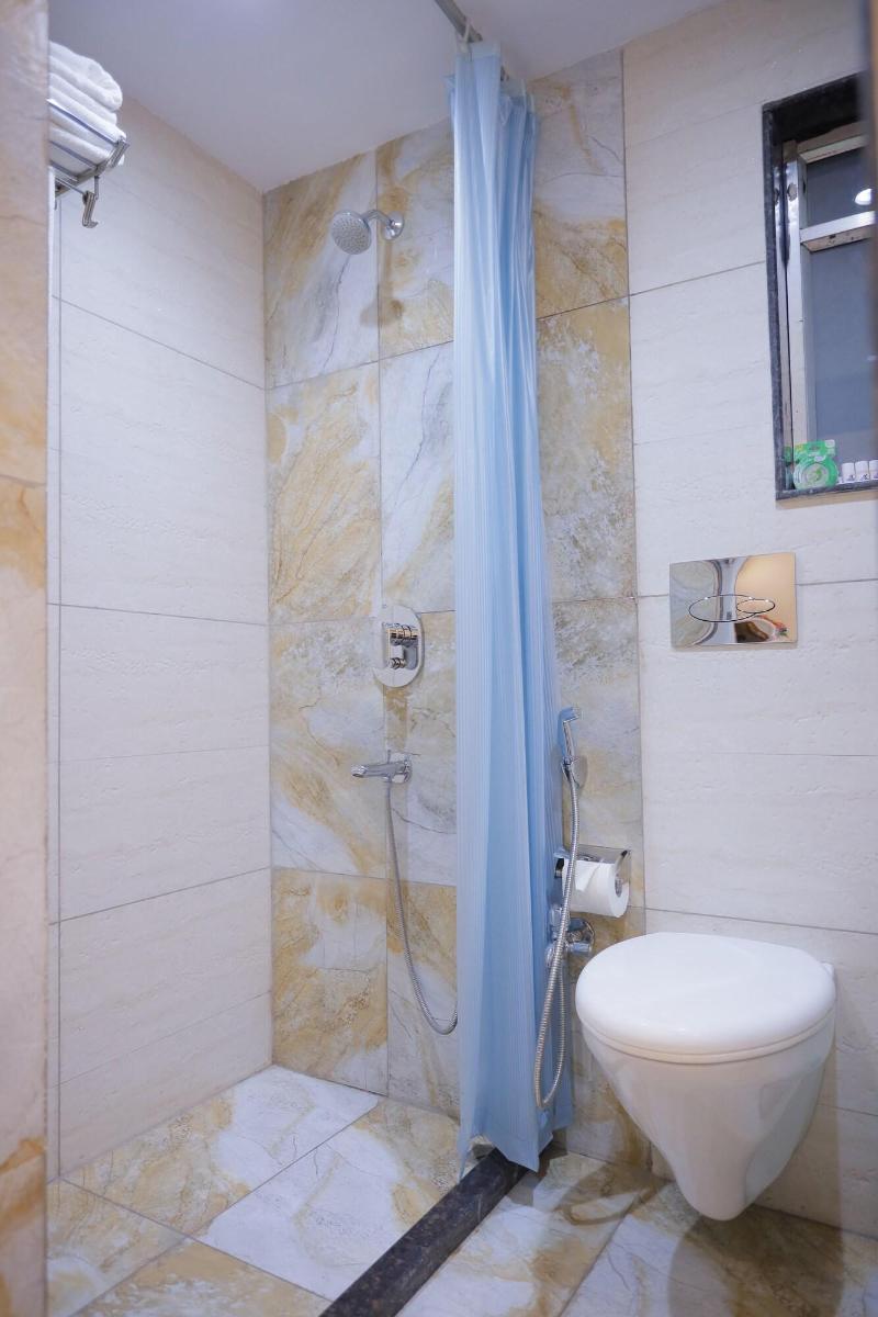 Avenue Hotel Ballygunge image