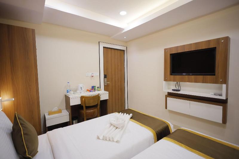 Avenue Hotel Ballygunge image