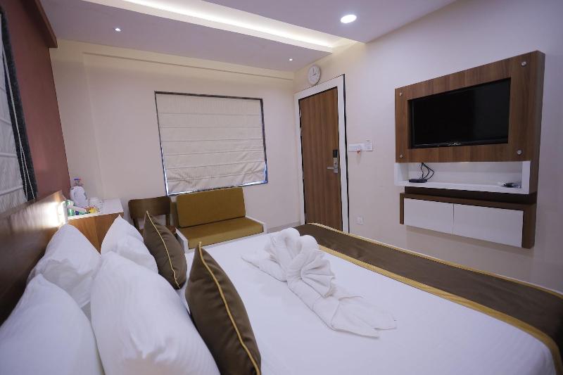 Avenue Hotel Ballygunge image