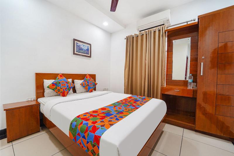 Fabhotel Stratford image