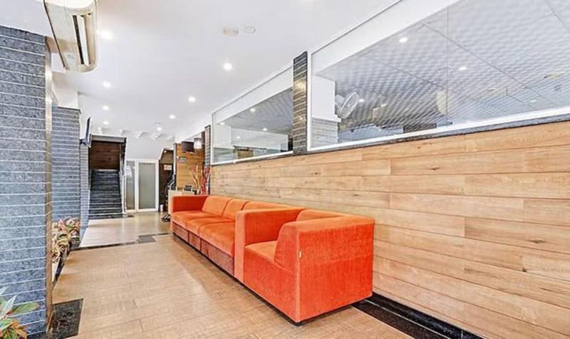 Fabhotel Stratford image