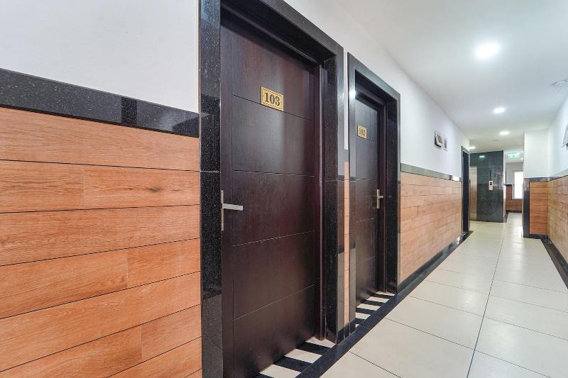 Fabhotel Stratford image