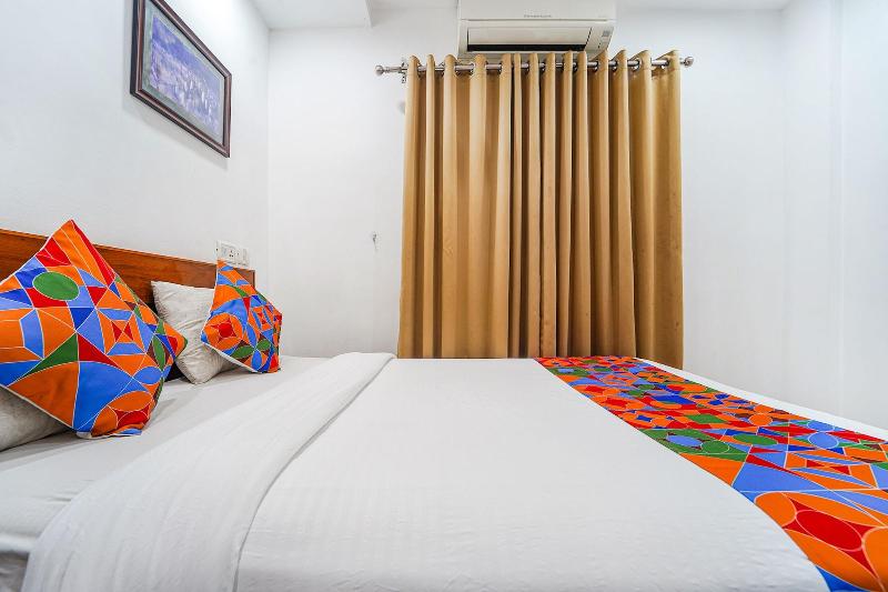Fabhotel Stratford image