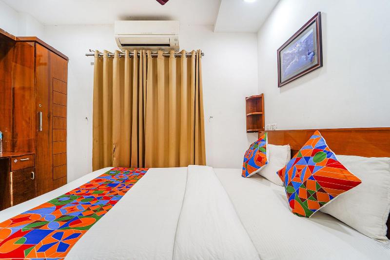 Fabhotel Stratford image