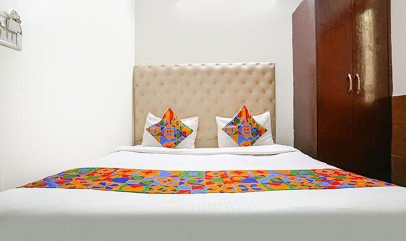 Fabhotel The Lazeez image