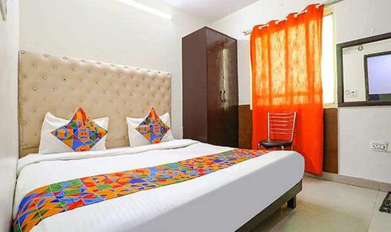 Fabhotel The Lazeez image