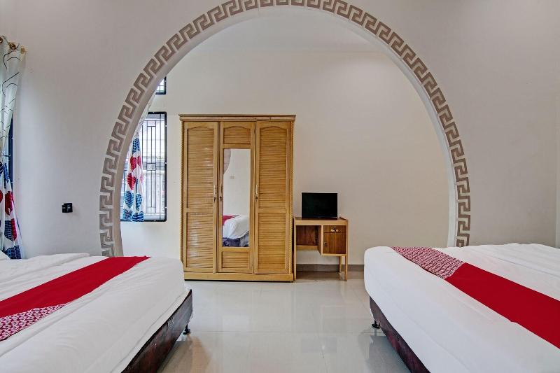 92211 Timur Raya Homestay Syariah — exterior view
