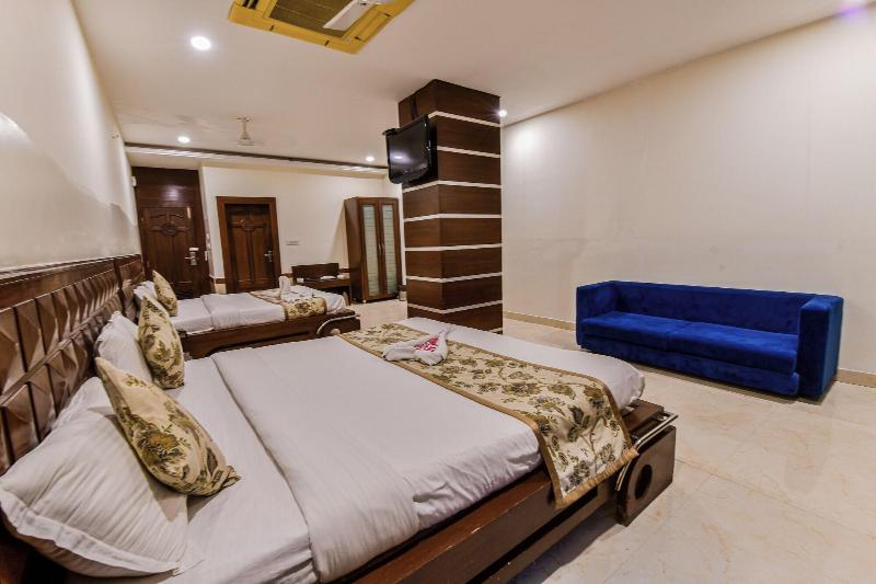 The Grand Siddharth Hotel image