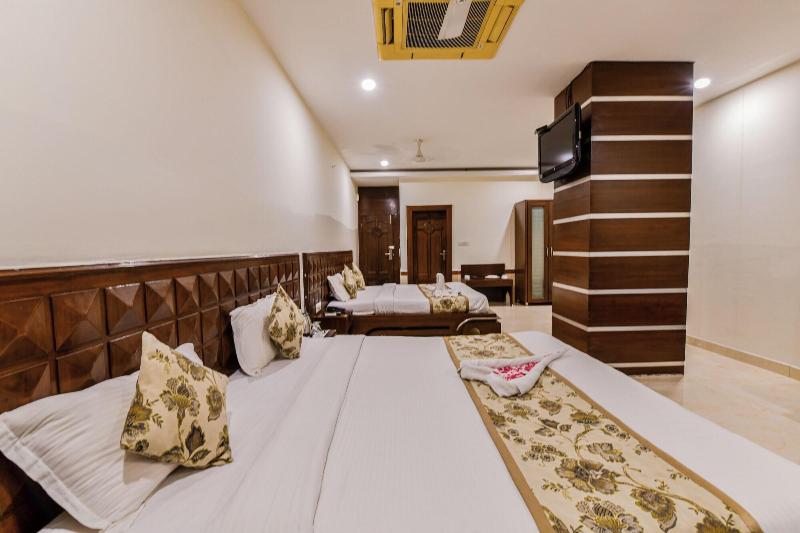 The Grand Siddharth Hotel image