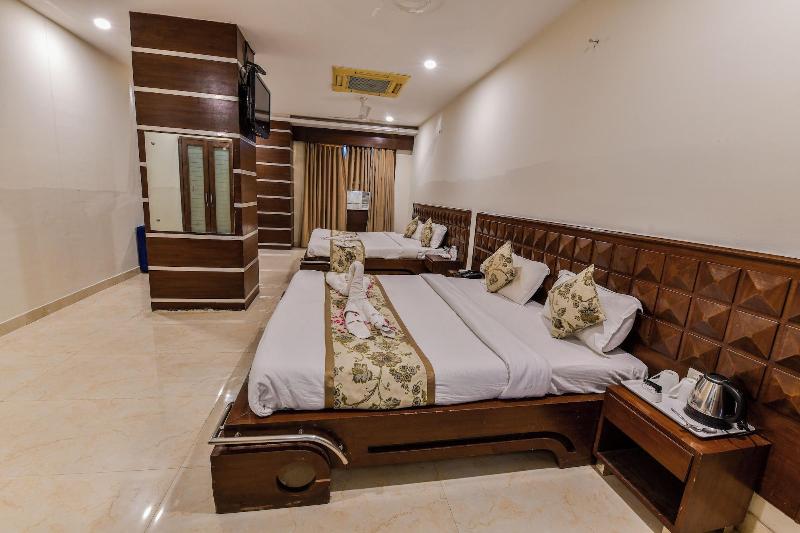 The Grand Siddharth Hotel image