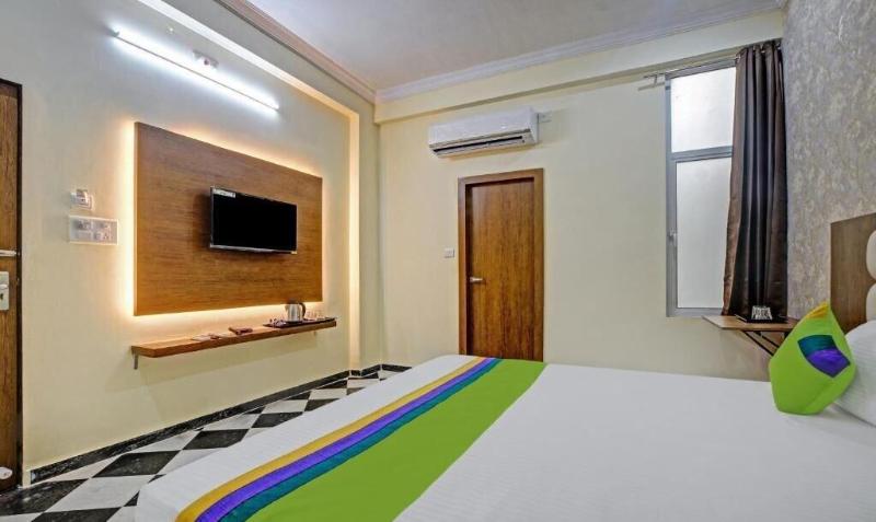 Hotel Vishvam Residency image