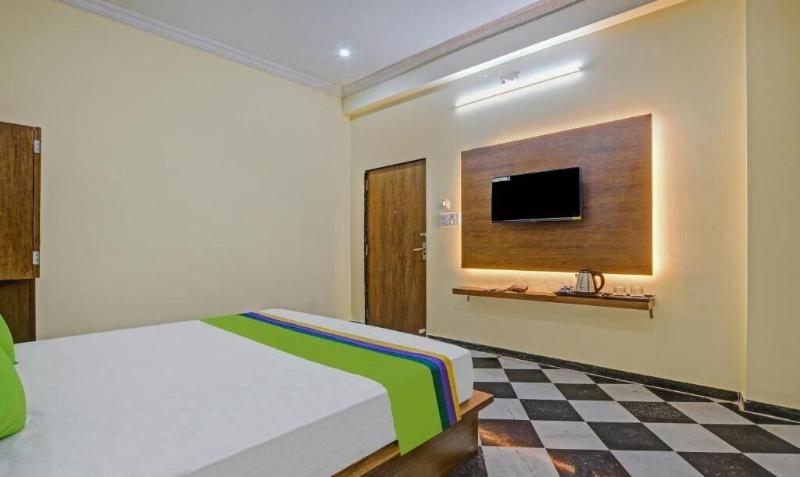 Hotel Vishvam Residency image