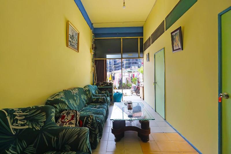 Spot On 92186 Penginapan Lorra image