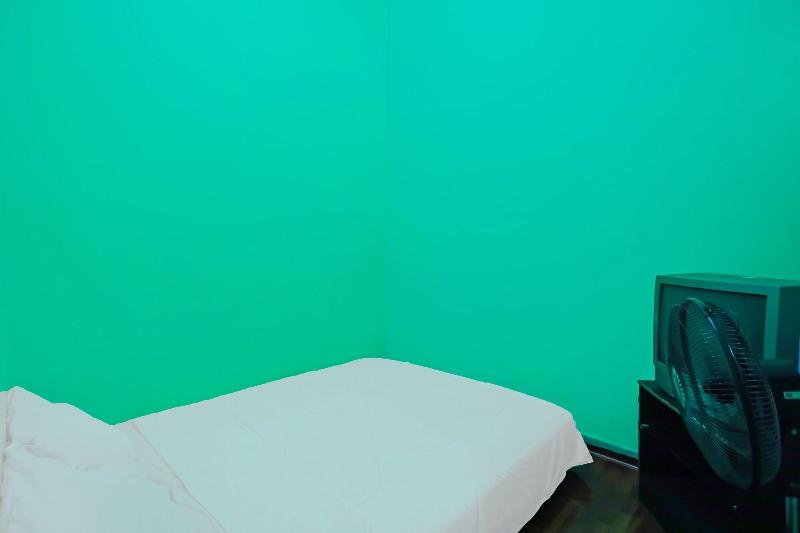 Spot On 92186 Penginapan Lorra image
