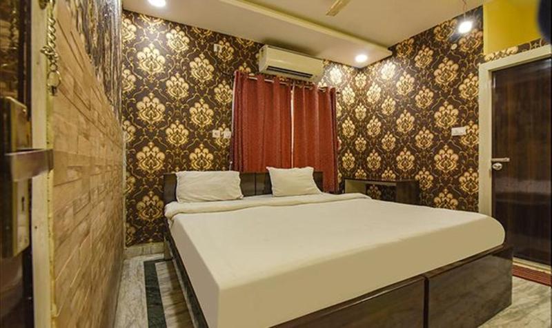 Fabhotel Utsav Palace — view