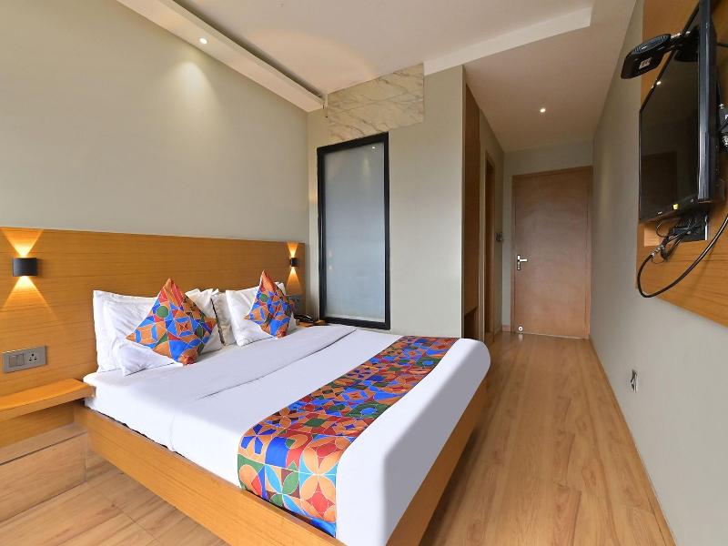 Fabhotel Penthouse image