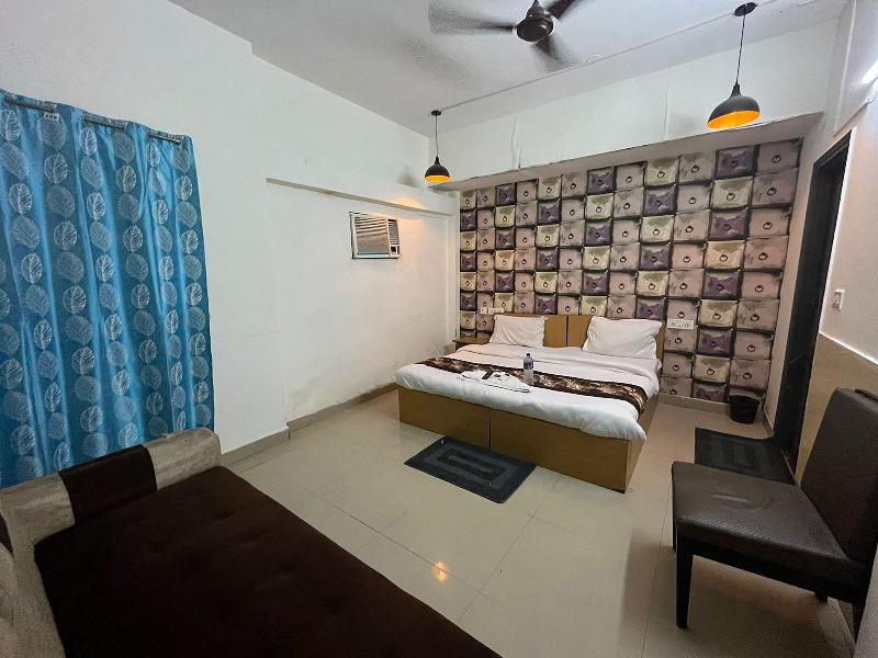Roomshala 116 Krishna Villa image