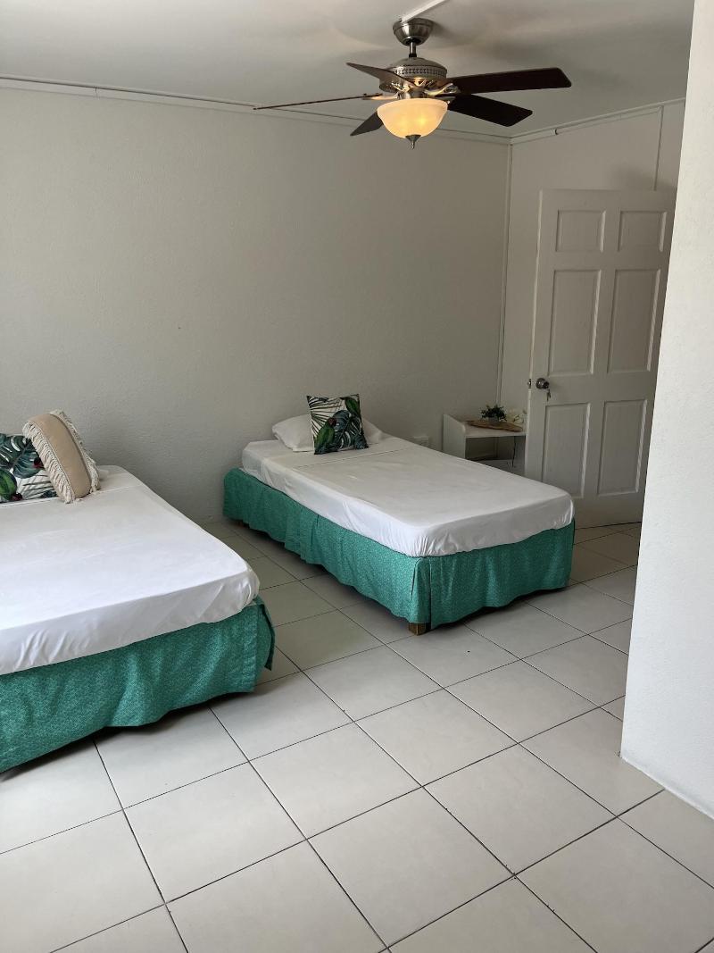 El Retreat Guest House image