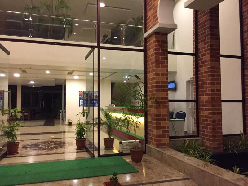 5 Falls Resort