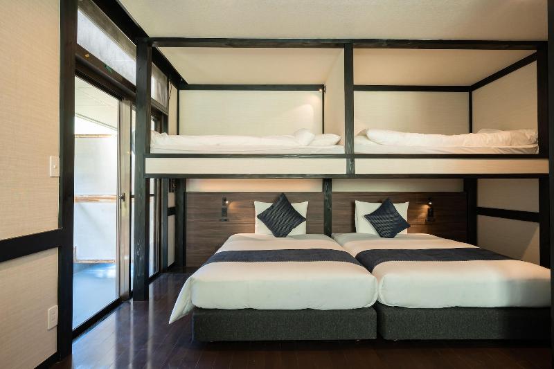 Onsen Guesthouse Tsutaya Hostel image