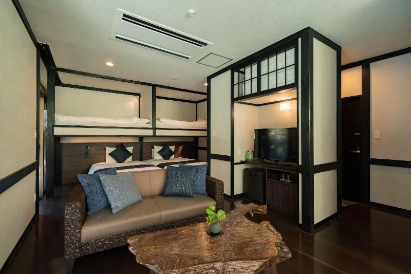 Onsen Guesthouse Tsutaya Hostel image