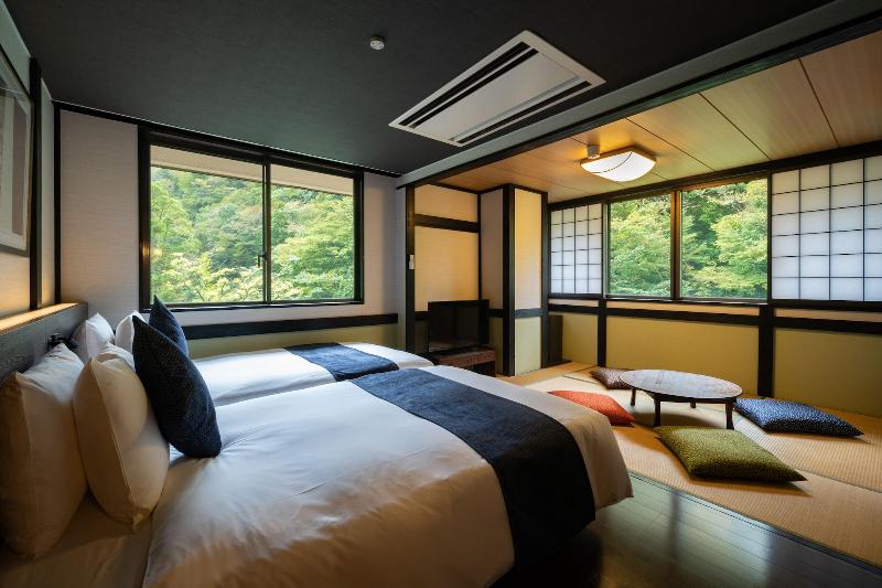 Onsen Guesthouse Tsutaya Hostel image
