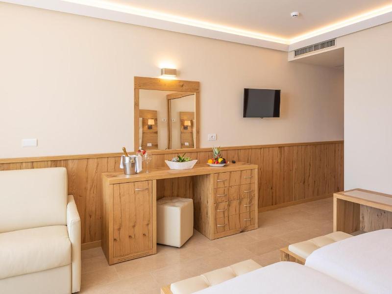 Golf Hotel Ca' Degli Ulivi image