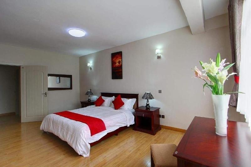 Fenesi Gardens Apartments image