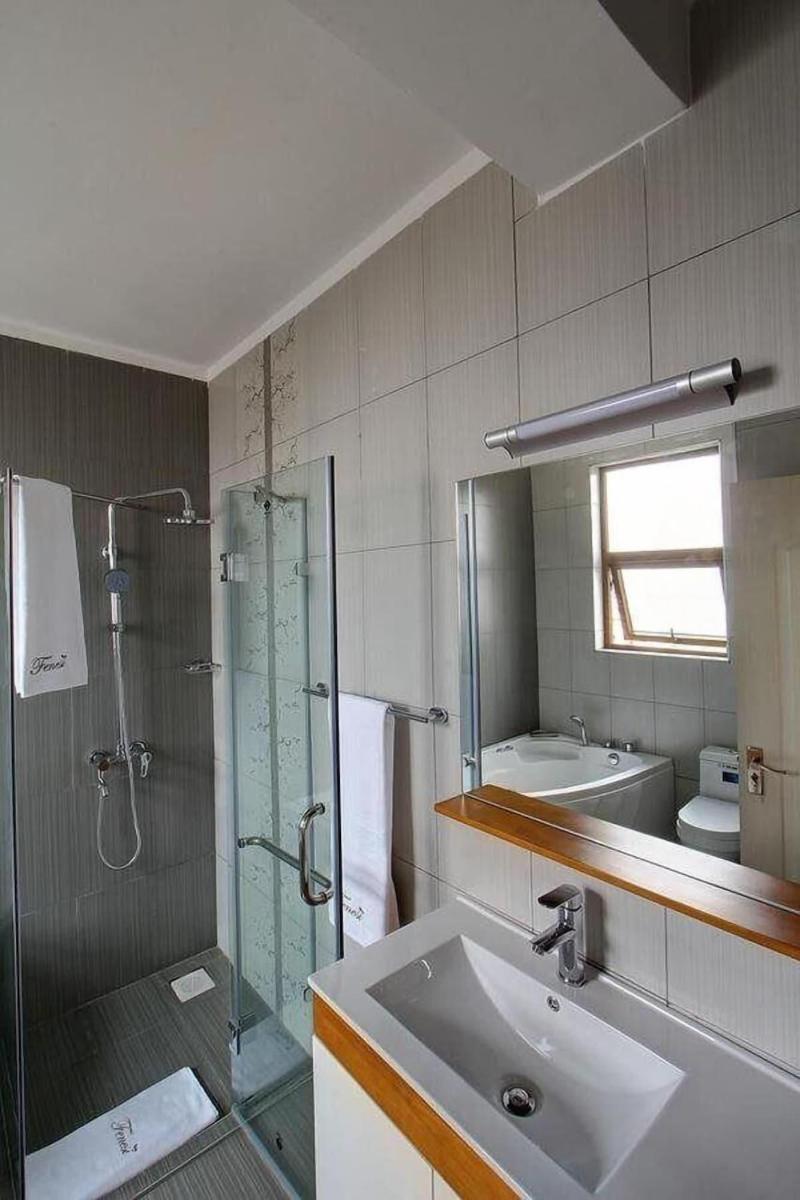 Fenesi Gardens Apartments image
