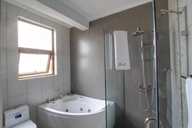 Fenesi Gardens Apartments image