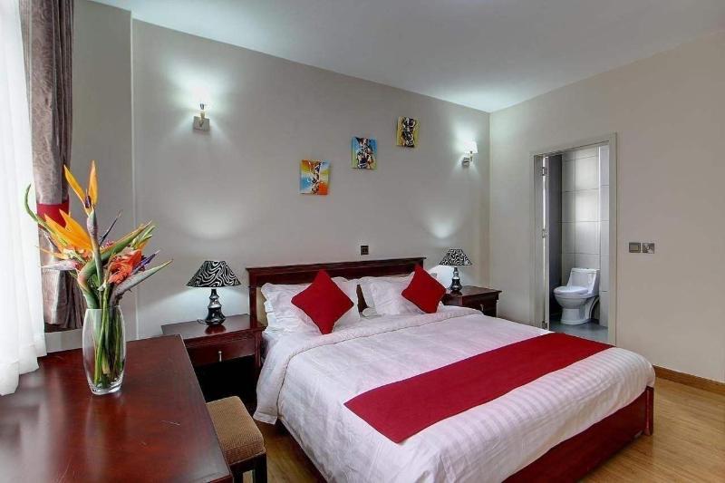 Fenesi Gardens Apartments image