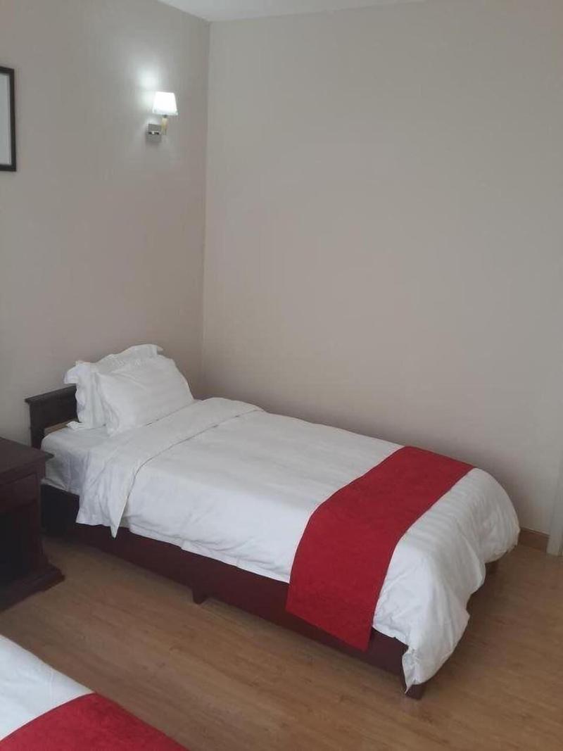 Fenesi Gardens Apartments image