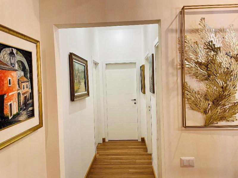 Contemax Arthotel image