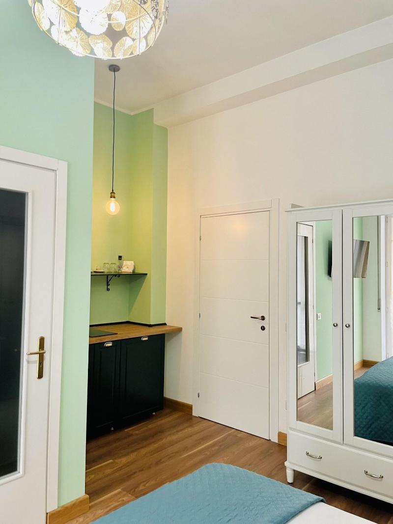 Contemax Arthotel image