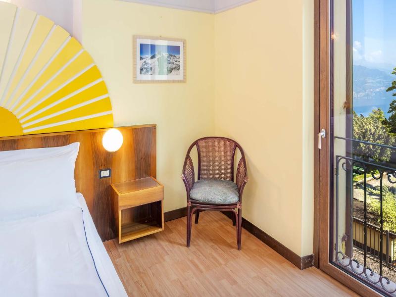 Park Hotel Jolanda image