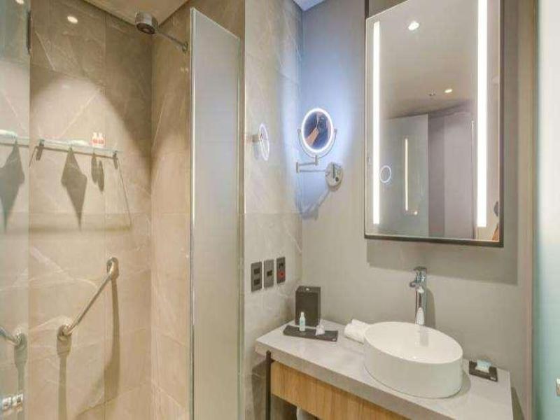 Doubletree By Hilton Porto Alegre image