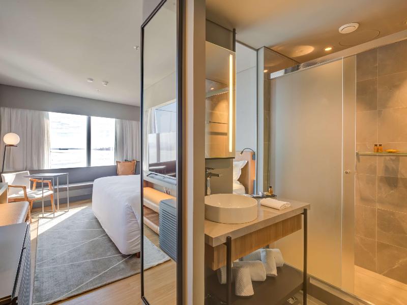Doubletree By Hilton Porto Alegre image