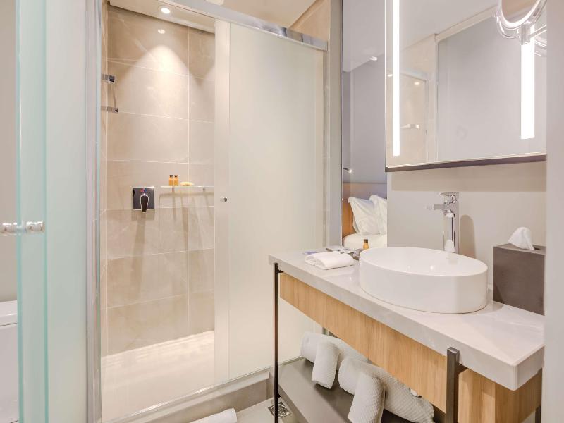 Doubletree By Hilton Porto Alegre image