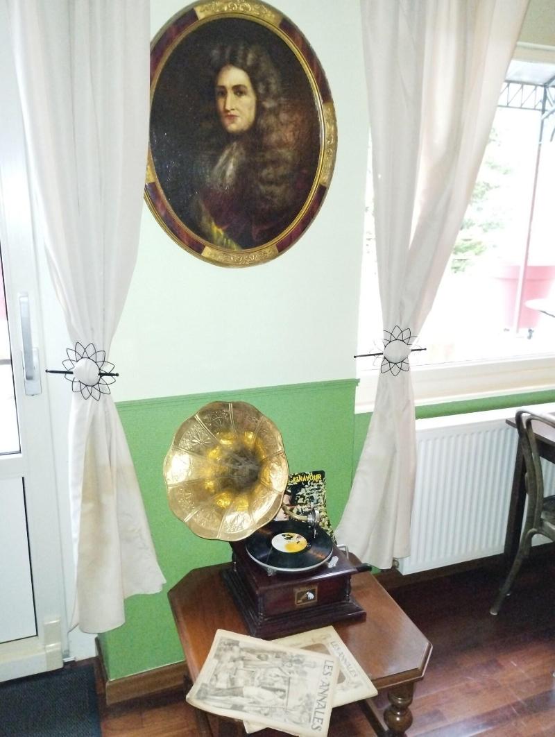 Ra Ve De La Valla E image