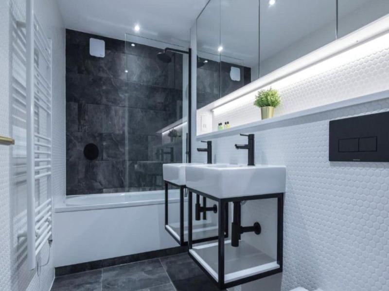 Elysian House Kensington Serviced Apts image