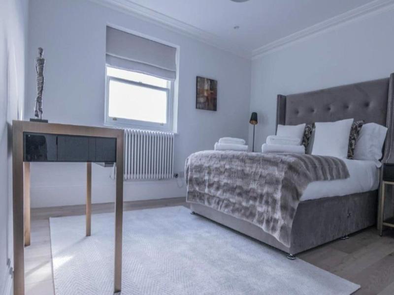 Elysian House Kensington Serviced Apts image