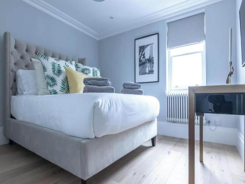 Elysian House Kensington Serviced Apts image