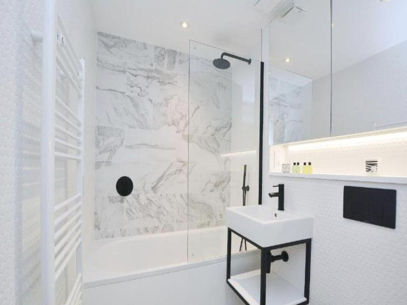 Elysian House Kensington Serviced Apts image