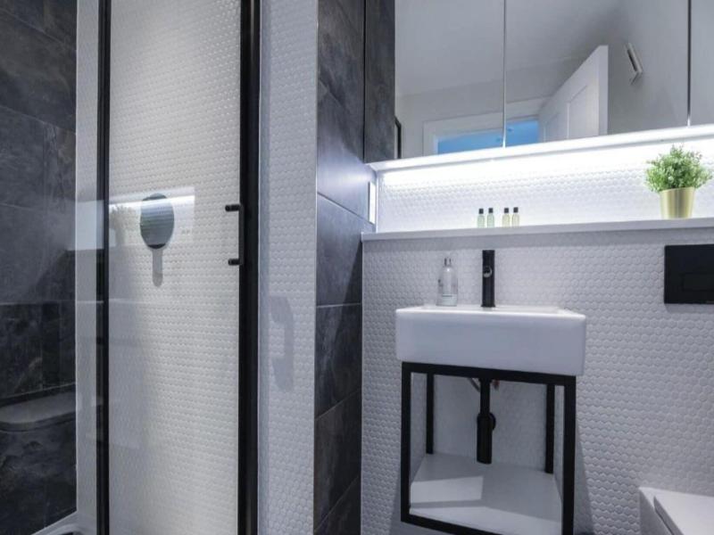 Elysian House Kensington Serviced Apts image