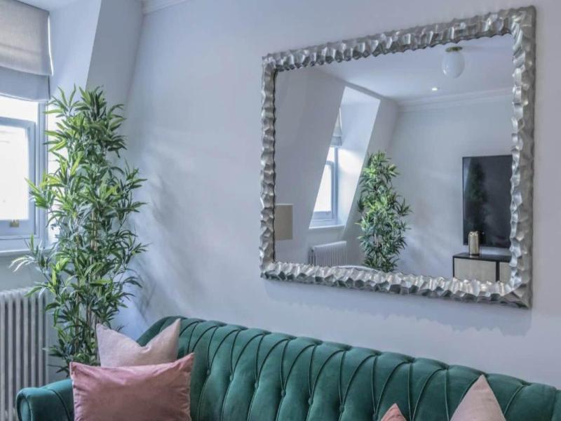 Elysian House Kensington Serviced Apts image
