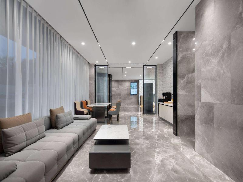 Microtel By Wyndham Kunming Guandu image
