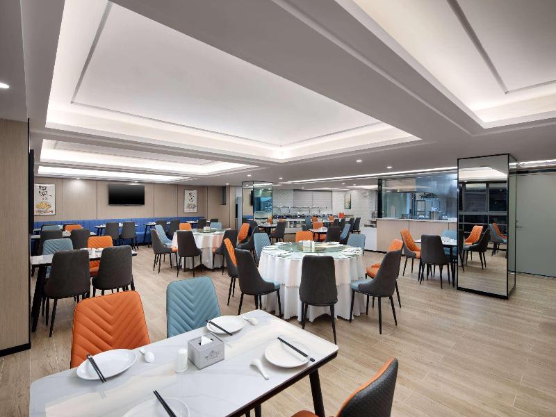 Microtel By Wyndham Kunming Guandu image