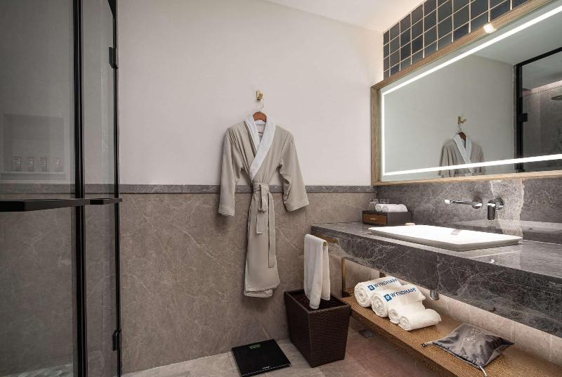 Wyndham Fengqing Resort image